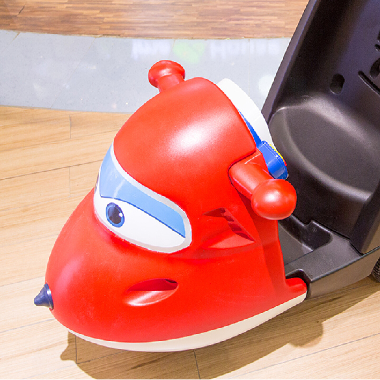 共享儿童车设计-小木马共享儿童车设计