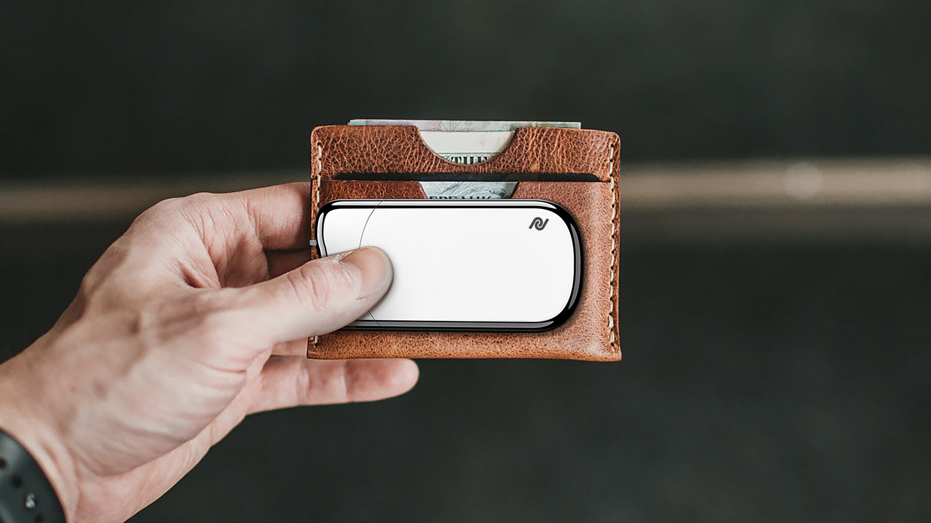 超薄充电器设计-博兰得超薄饼干充电器设计