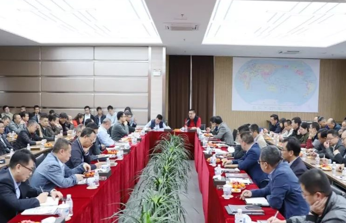 追梦新征程，奋斗再出发 ——长征娱乐隆重召开2019年新年办公会