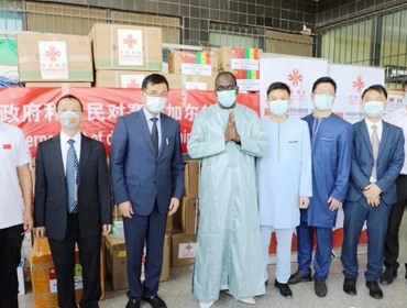 爱心无国界，长征娱乐非洲陶瓷助力当地战“疫”
