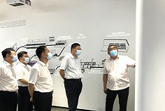 佛山市委副书记、市长白涛一行莅临长征娱乐考察指导工作