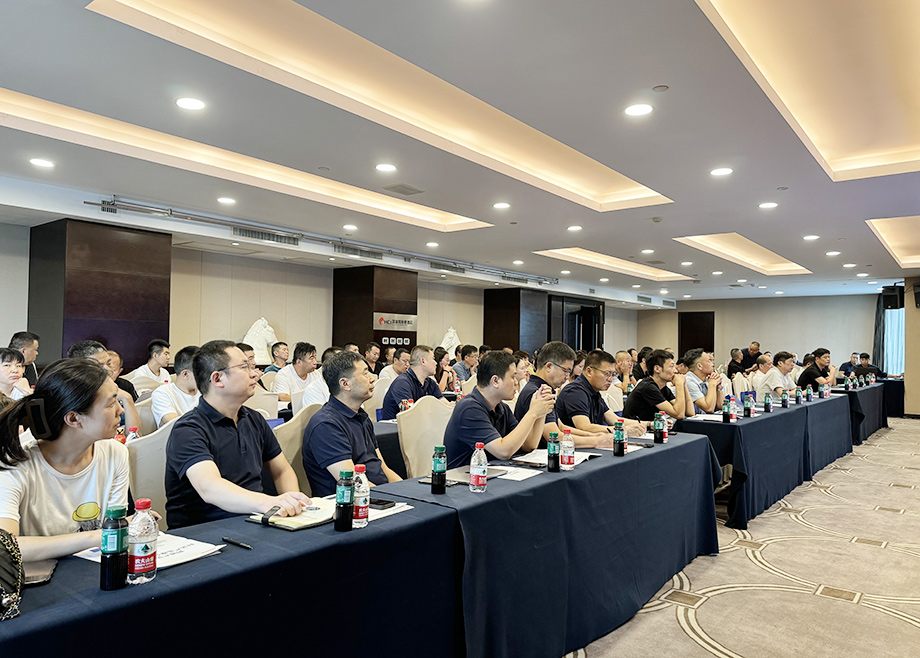 向“新”向“智”向未来！长征娱乐陶机新品推介会走进山西阳城